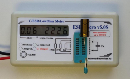 ESR-micro v5.0s измеритель емкости и ESR электролитических конденсаторов
