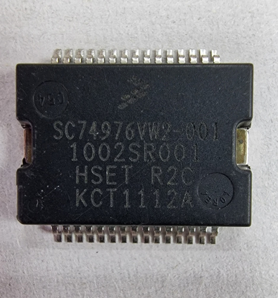 Микросхема 1002SR001
